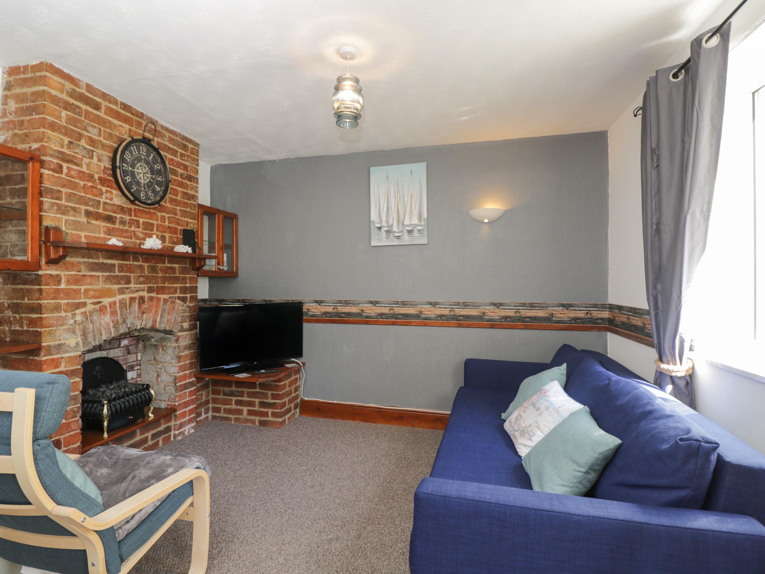 Holiday Cottage Reviews for Saddlers Cottage - Holiday Cottage in Weymouth, Dorset