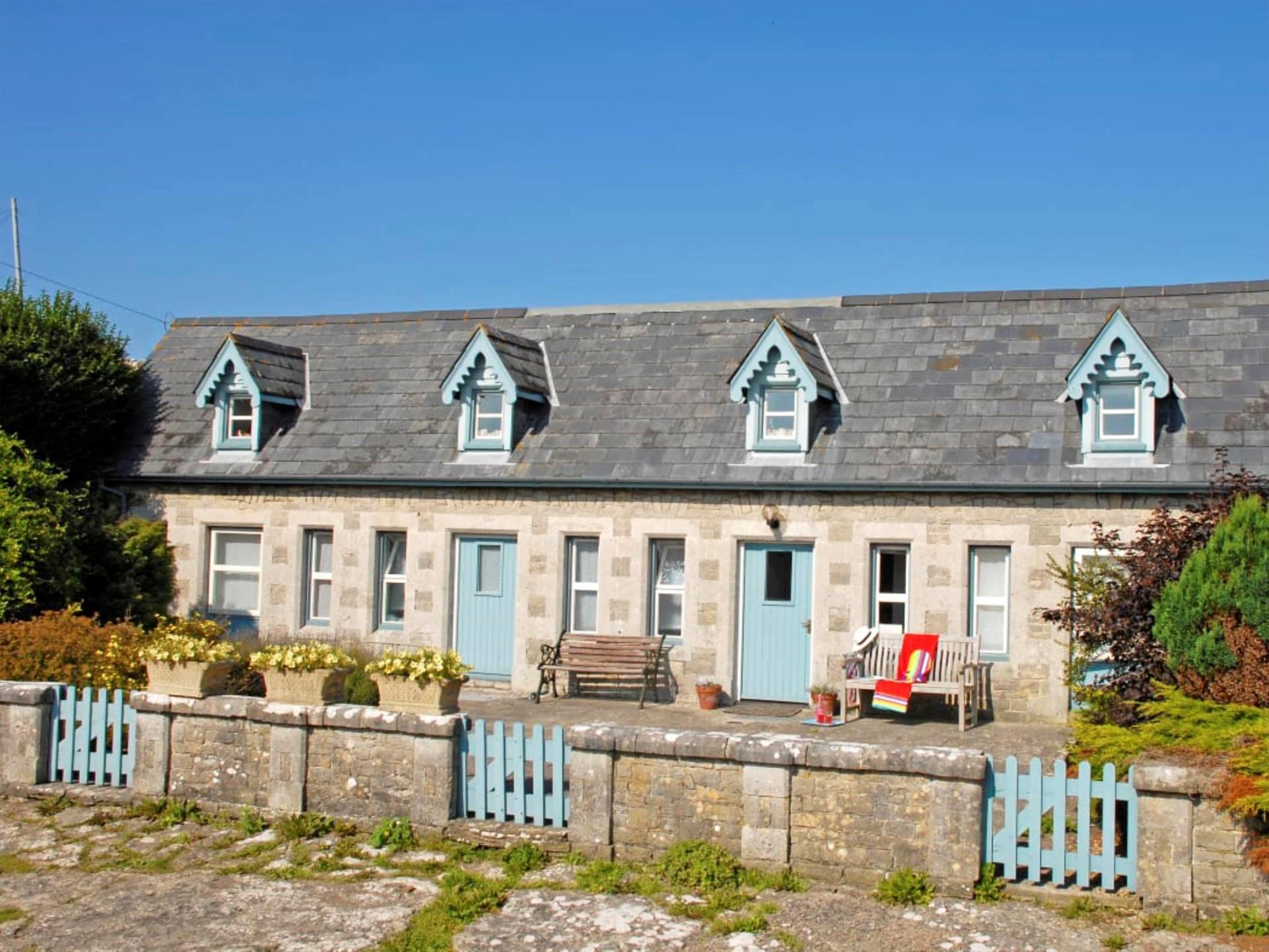 Holiday Cottage Reviews for The Hen House - Holiday Cottage in St Brides Major, Vale of Glamorgan