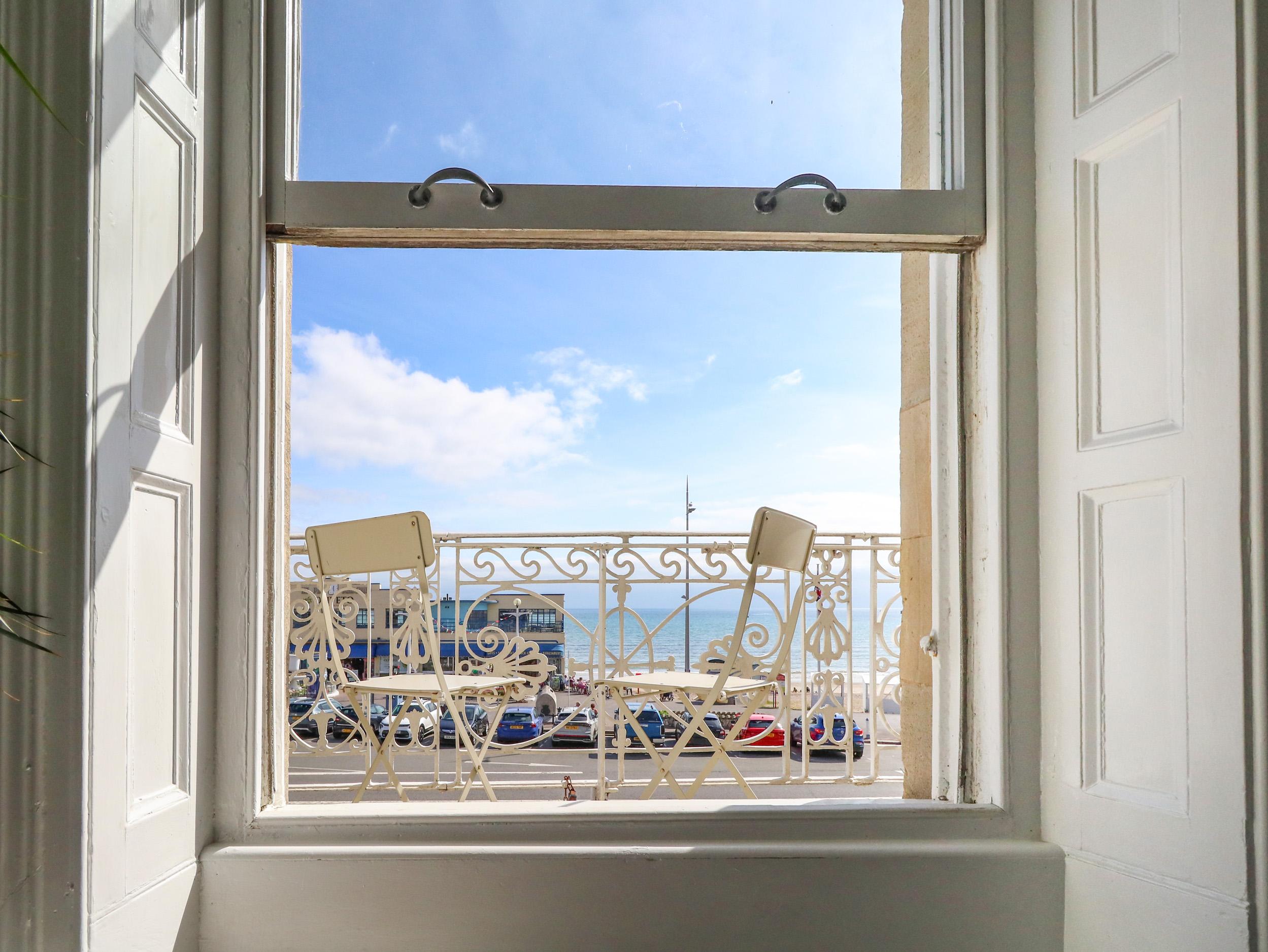 Holiday Cottage Reviews for The Esplanade - Holiday Cottage in Weymouth, Dorset
