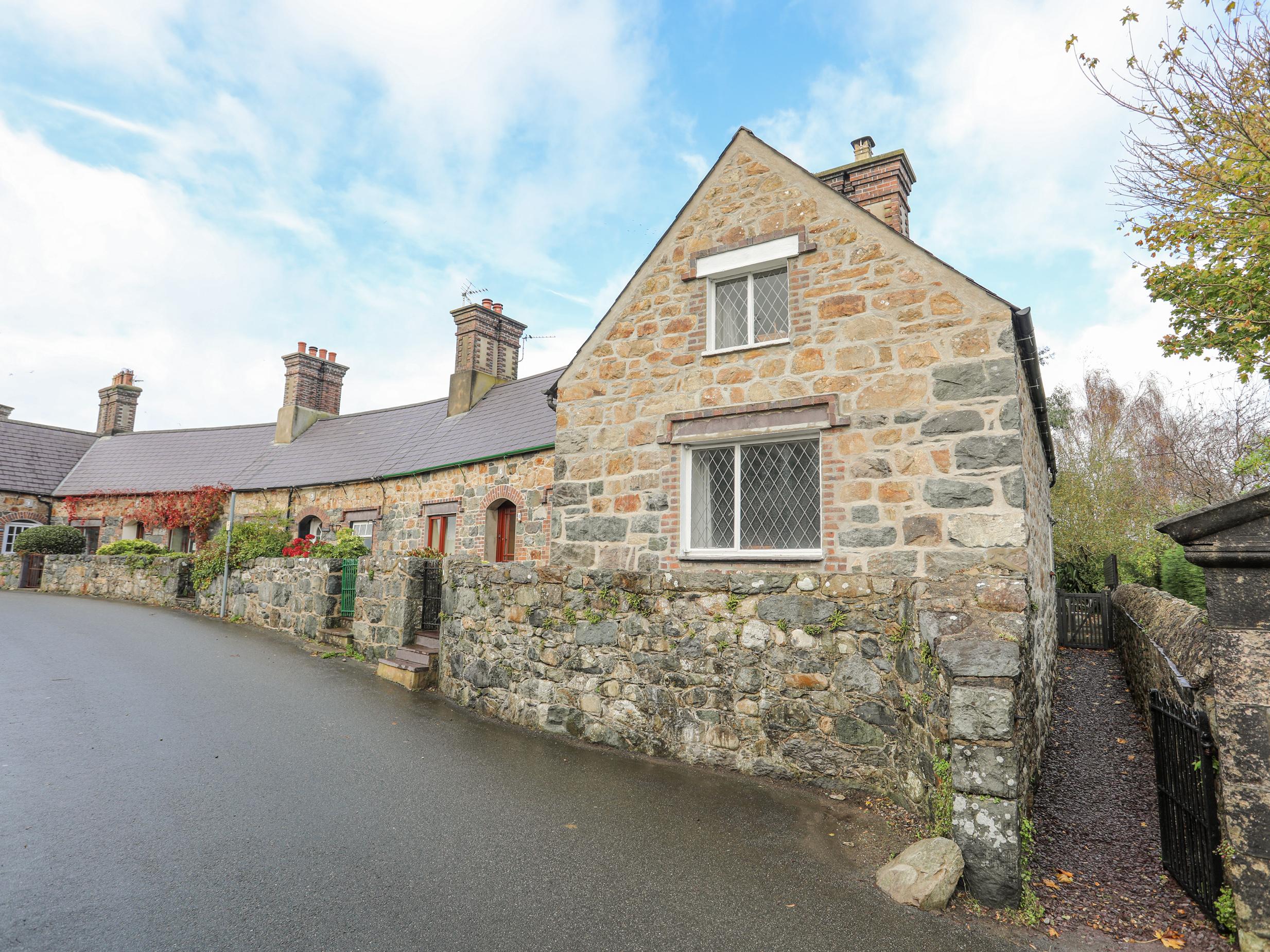Holiday Cottage Reviews for 5 The Crescent - Holiday Cottage in Caernarfon, Gwynedd