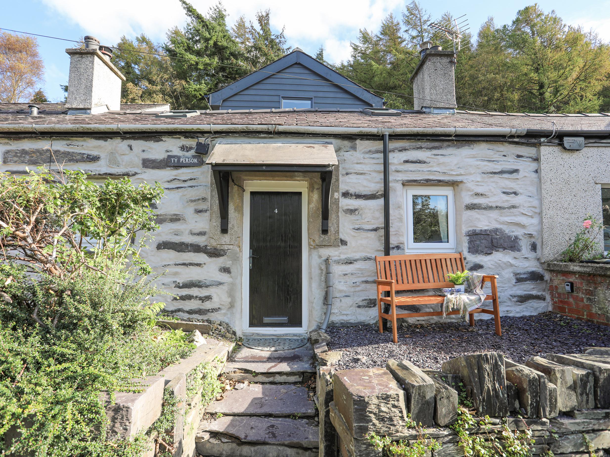 Holiday Cottage Reviews for 4 Ty Person - Holiday Cottage in Bethesda, Gwynedd