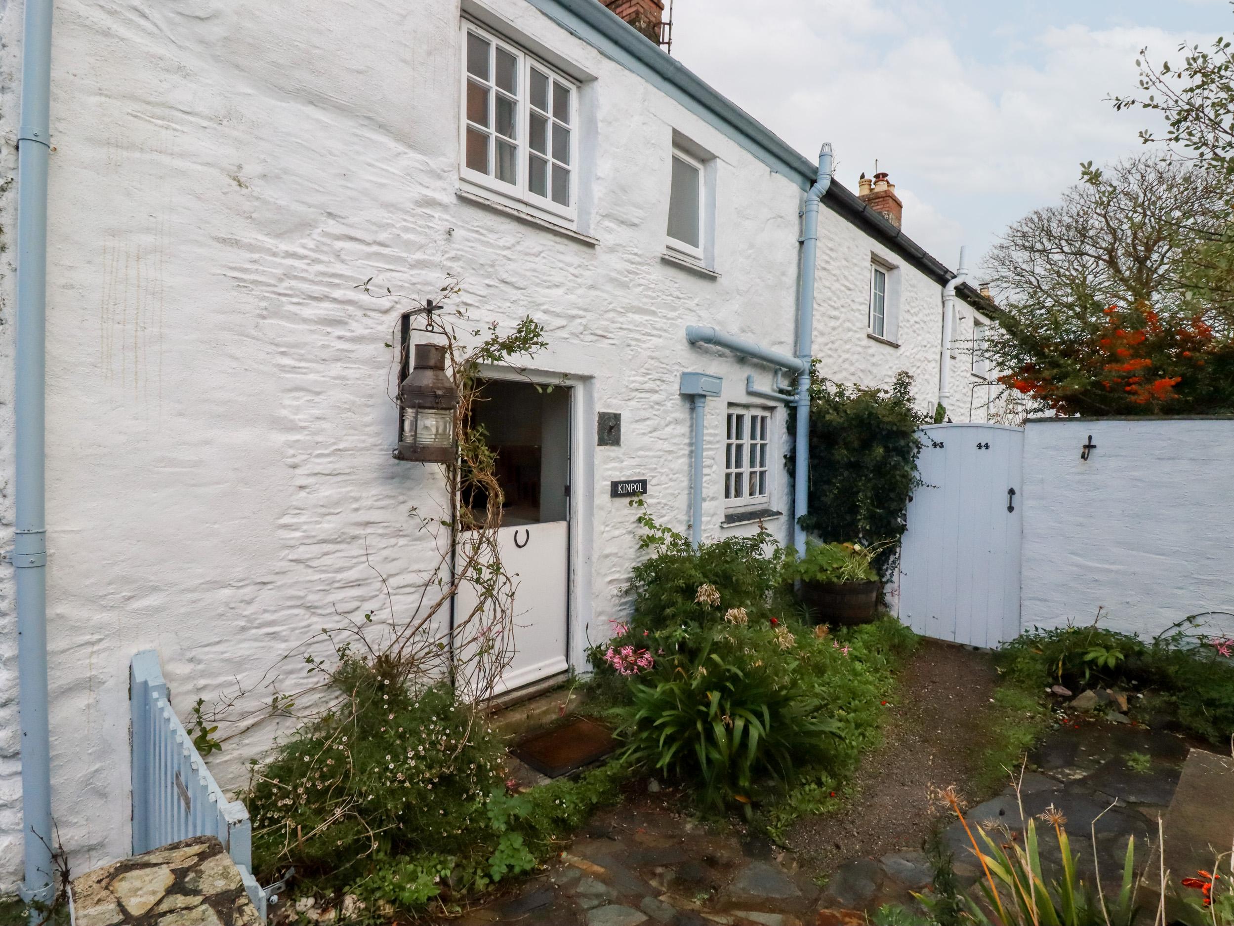 Holiday Cottage Reviews for Kinpol - Holiday Cottage in Truro, Cornwall Inc Scilly