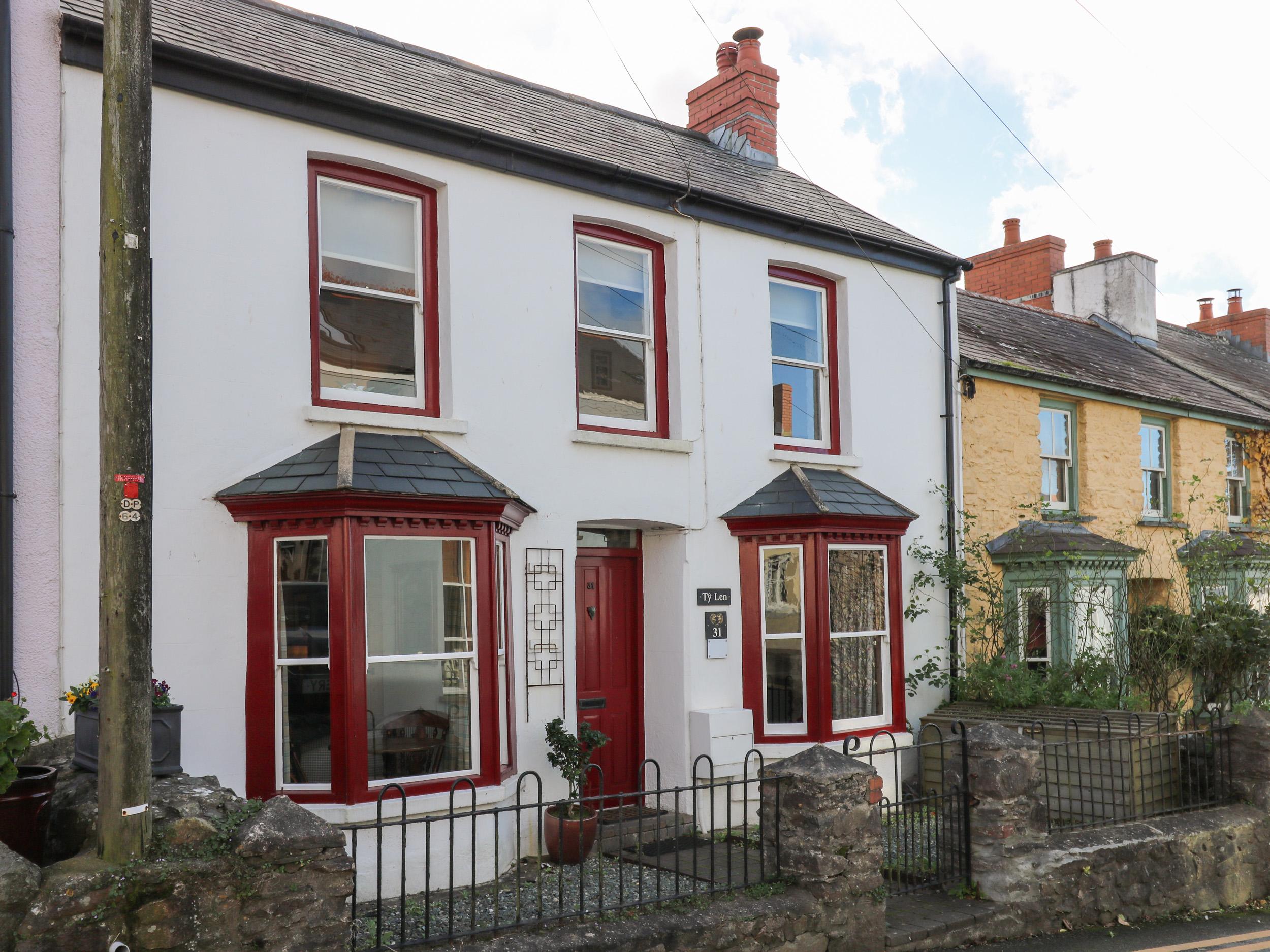 Holiday Cottage Reviews for Ty Len - Holiday Cottage in St Davids, Pembrokeshire