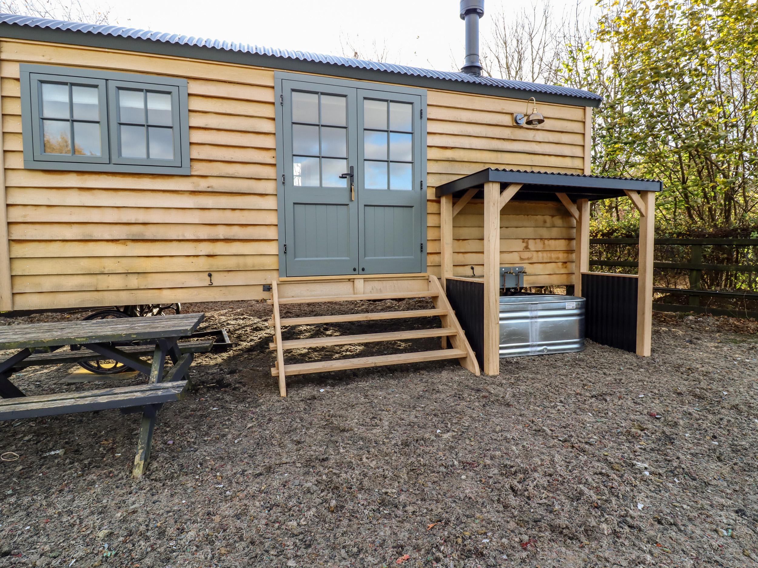 Holiday Cottage Reviews for Shepherd Hut 2 - Holiday Cottage in Pateley Bridge, North Yorkshire