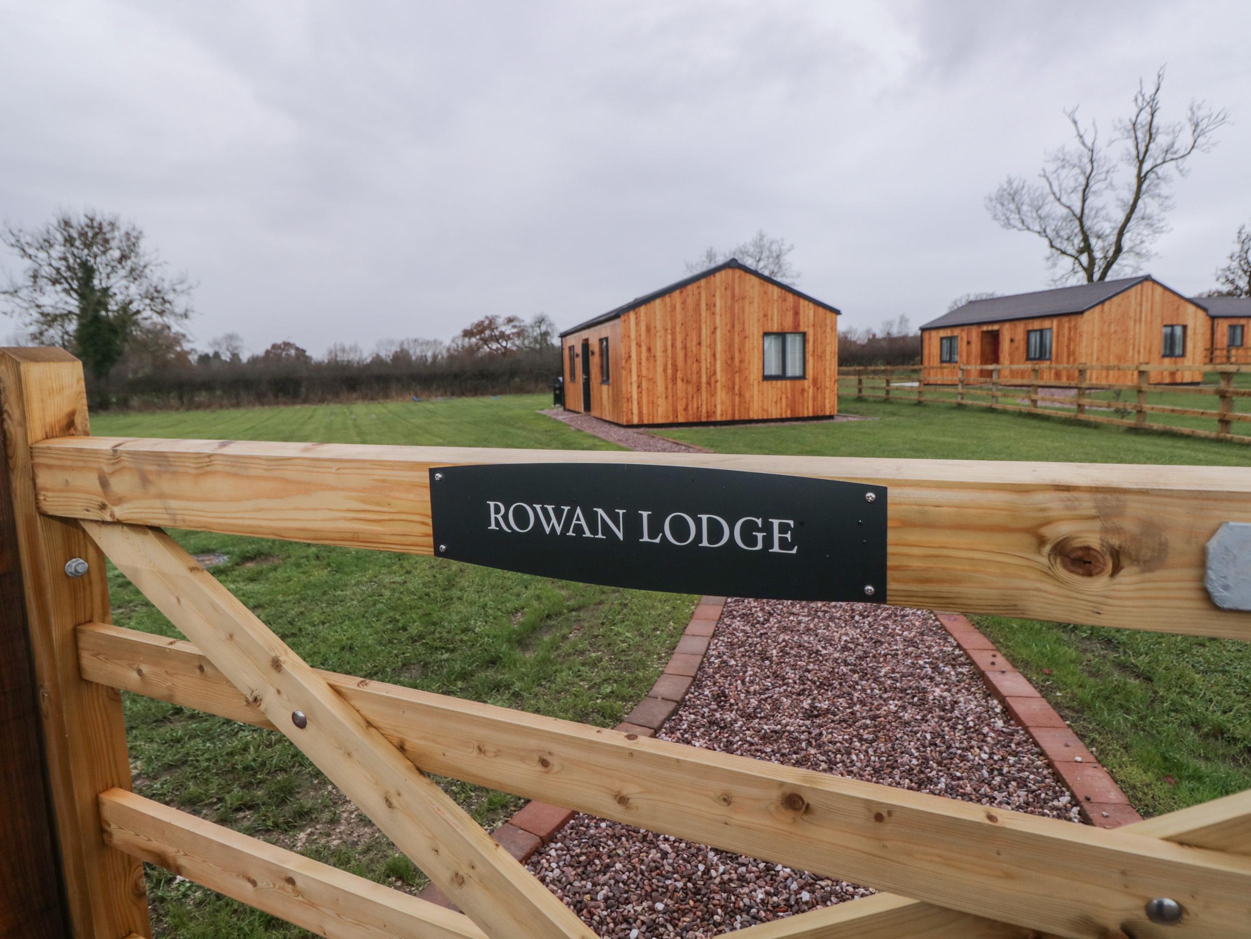 Rowan Lodge