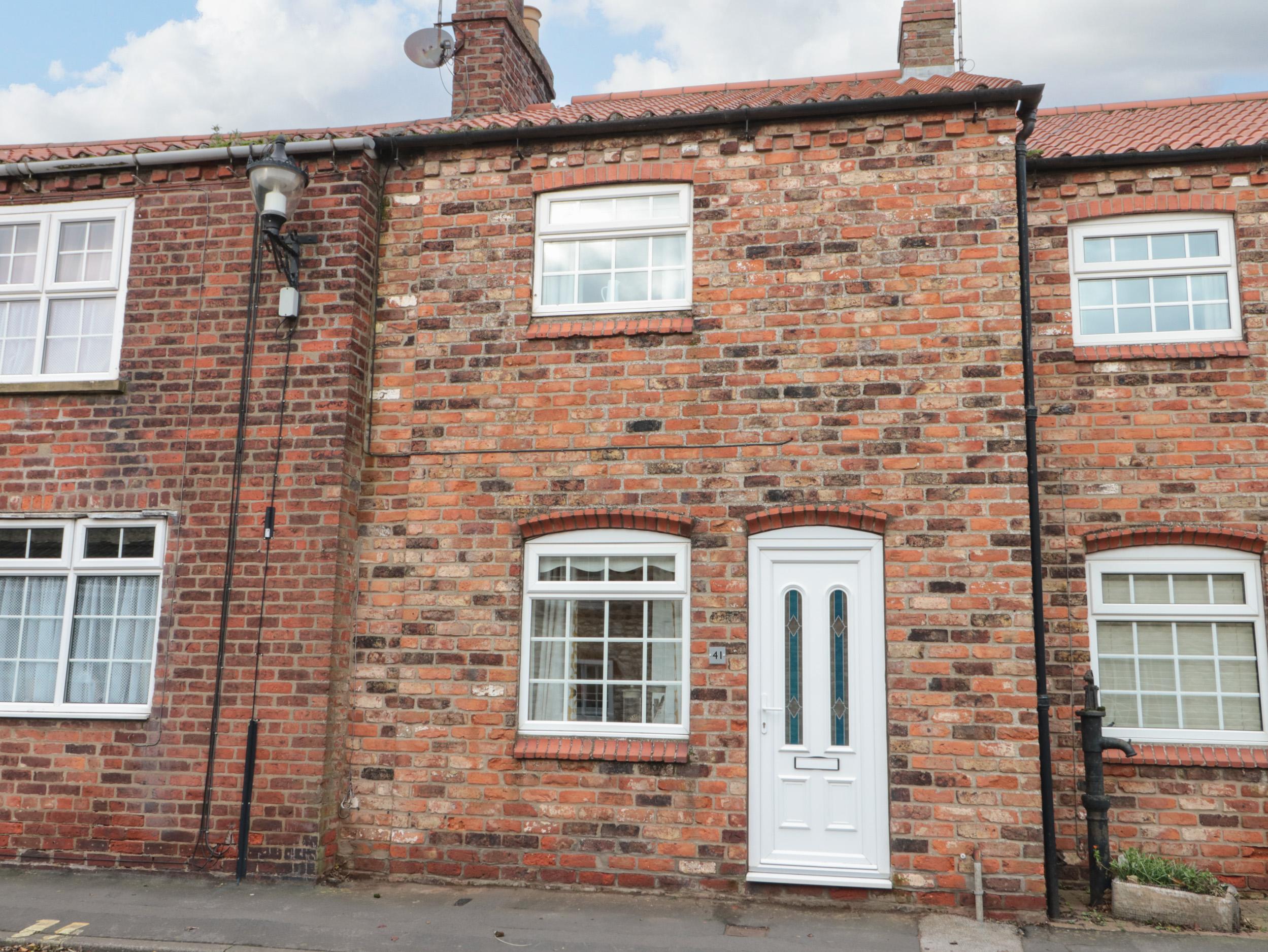 Holiday Cottage Reviews for 41 Main Street - Holiday Cottage in Sewerby, East Yorkshire