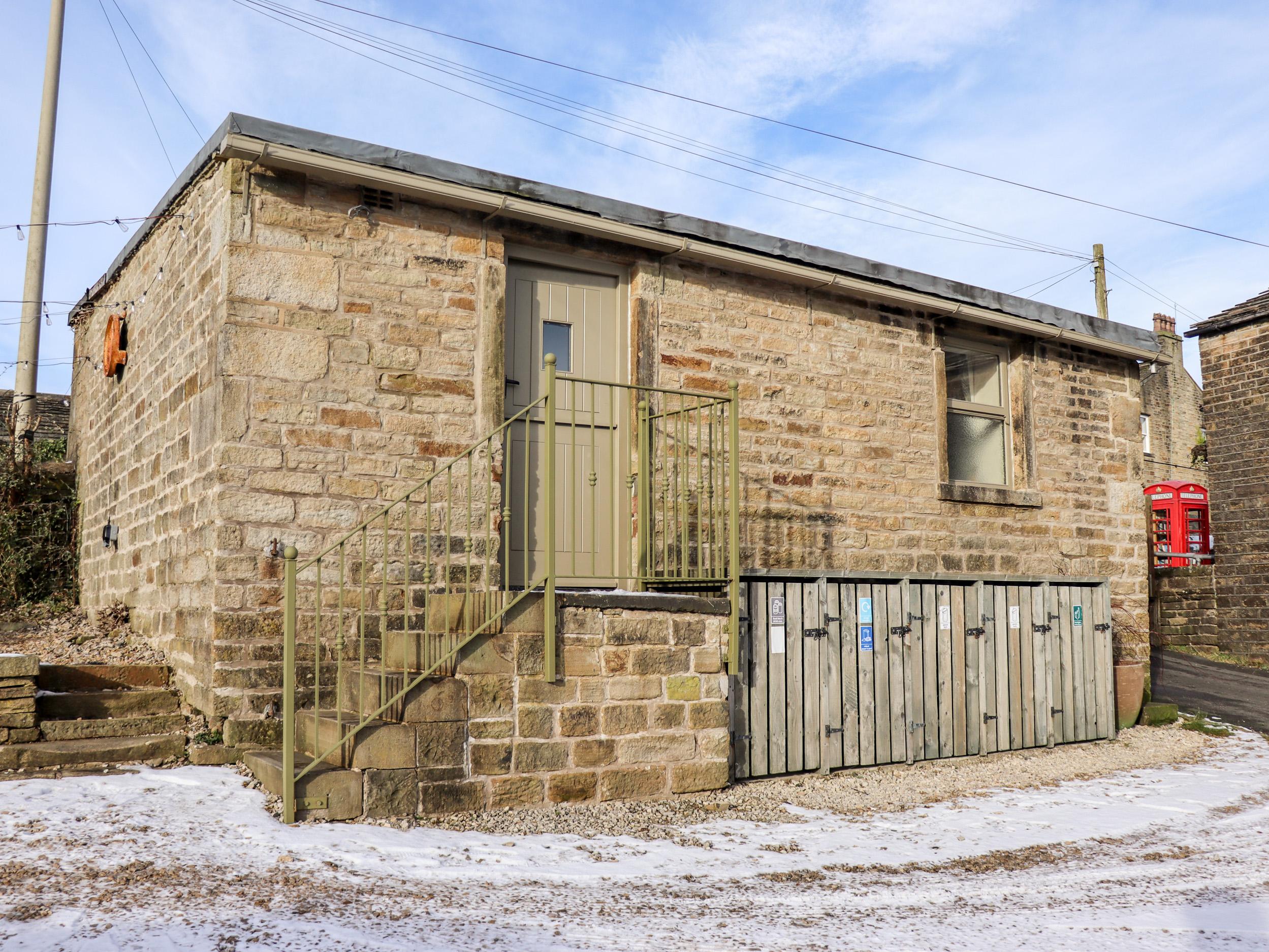 Holiday Cottage Reviews for The Shearer's Hut - Holiday Cottage in Holmfirth, West Yorkshire