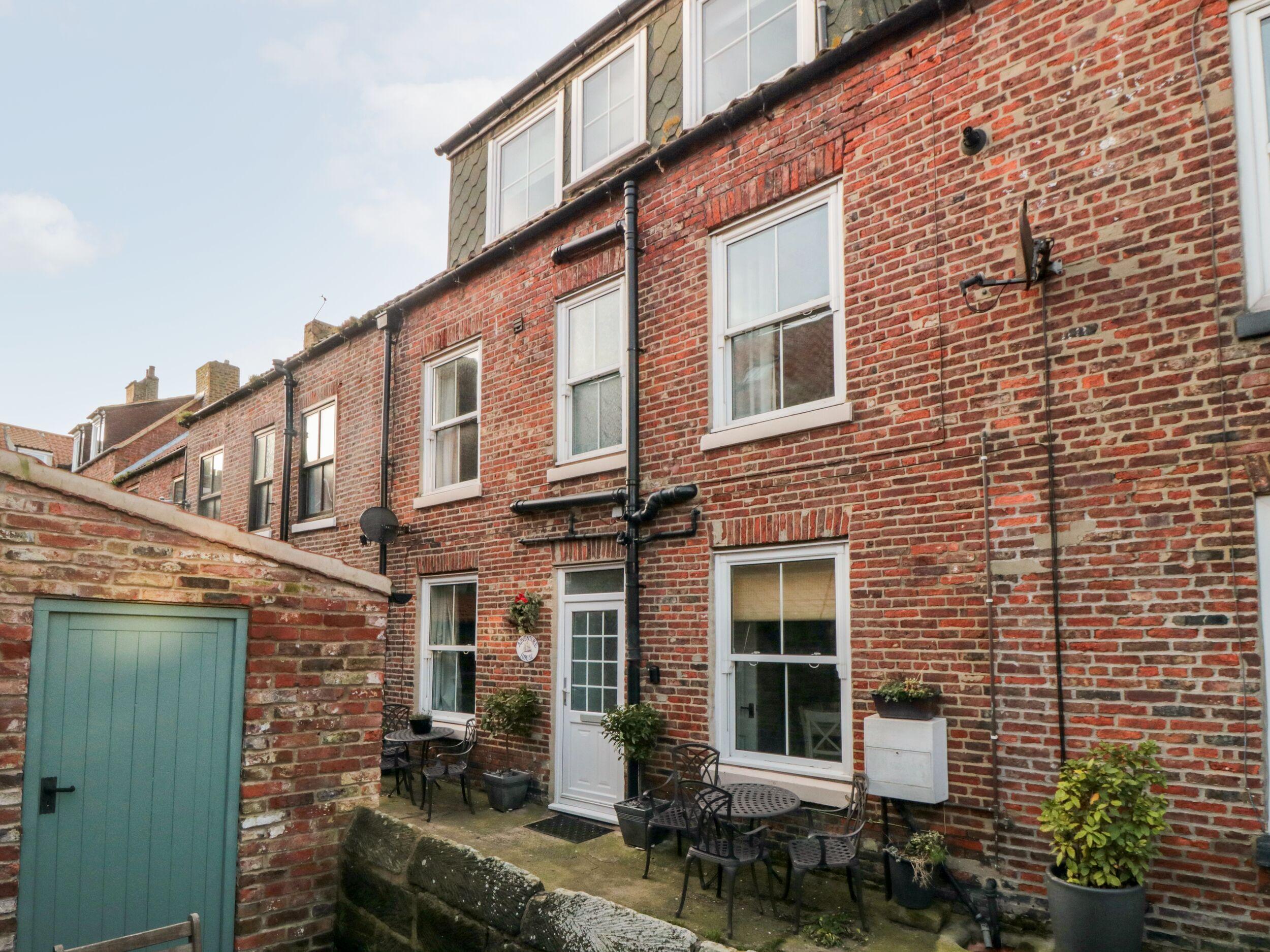 Holiday Cottage Reviews for Adventure House - Holiday Cottage in Whitby, North Yorkshire