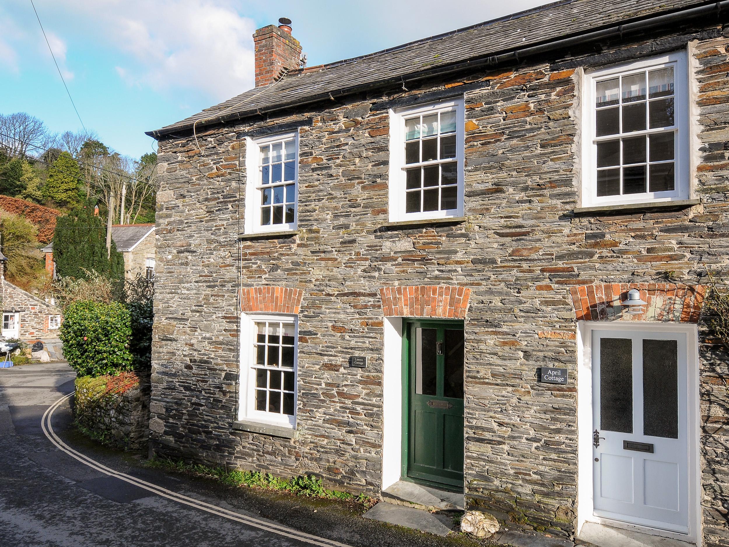 Holiday Cottage Reviews for Lowen Cottage - Holiday Cottage in Boscastle, Cornwall Inc Scilly