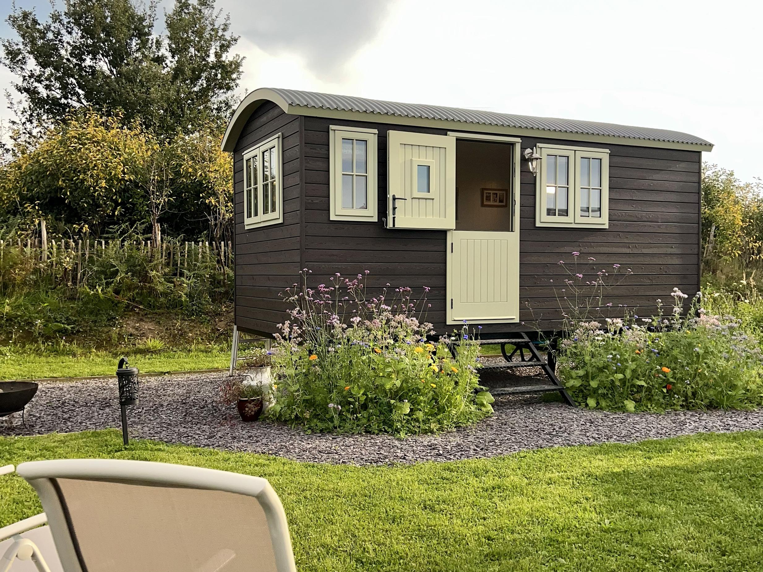 Holiday Cottage Reviews for Cynefin Shepherds Hut - Holiday Cottage in New Quay, Ceredigion