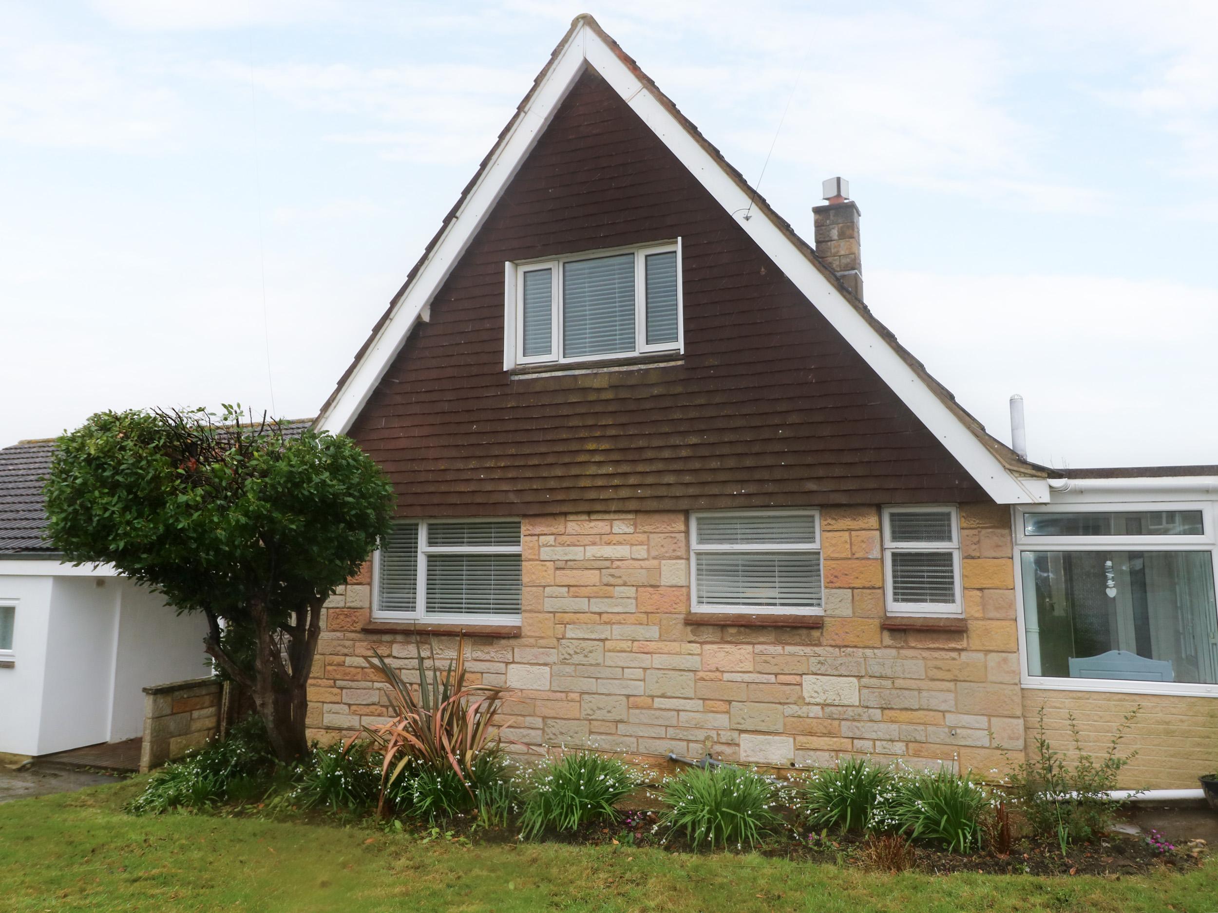 Holiday Cottage Reviews for Sunset Beach - Holiday Cottage in Freshwater, Isle of Wight