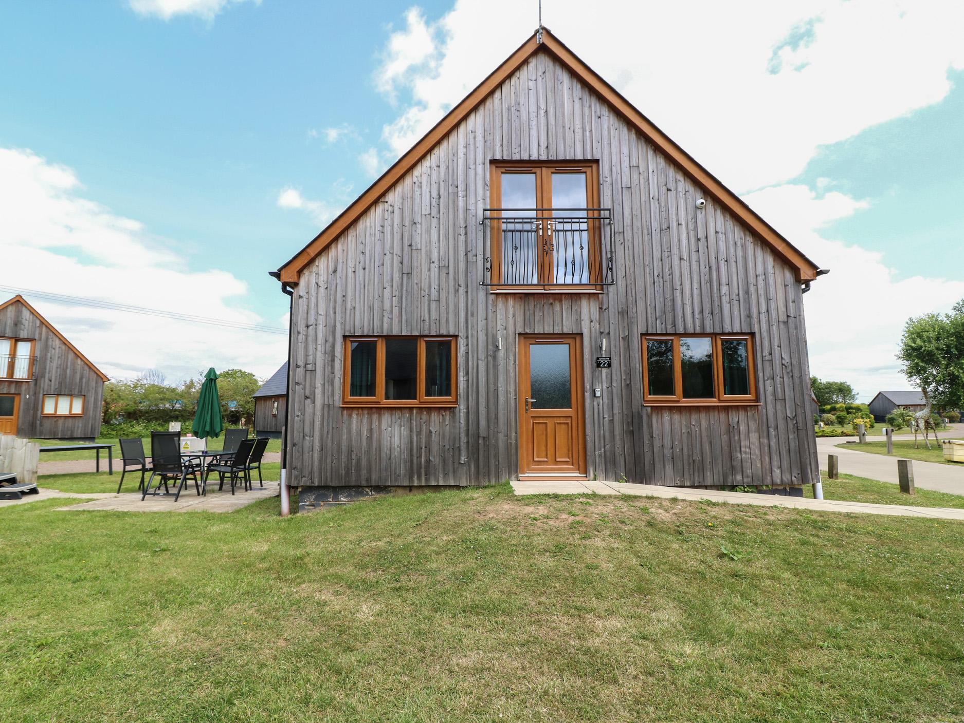 Holiday Cottage Reviews for James Ville Marina Lodge 22 - Holiday Cottage in Cleethorpes, Lincolnshire