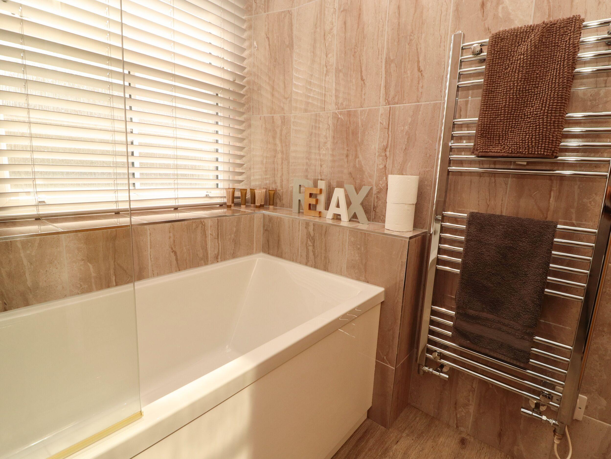 Holiday Cottage Reviews for Lakes View Apartment 3 - Holiday Cottage in Carnforth, Lancashire