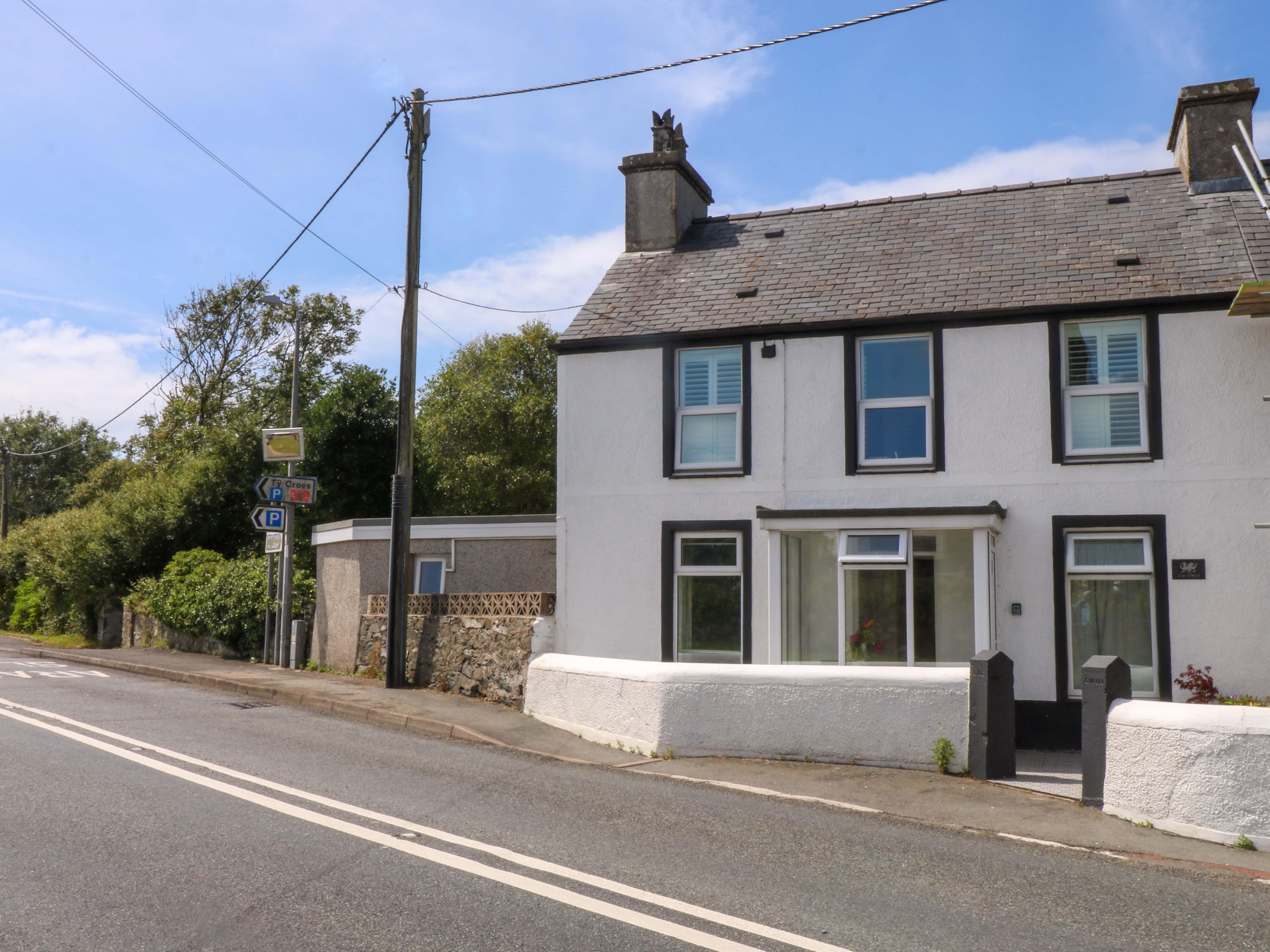 Holiday Cottage Reviews for Cae Gwyn - Holiday Cottage in Rhosneigr, Isle of Anglesey
