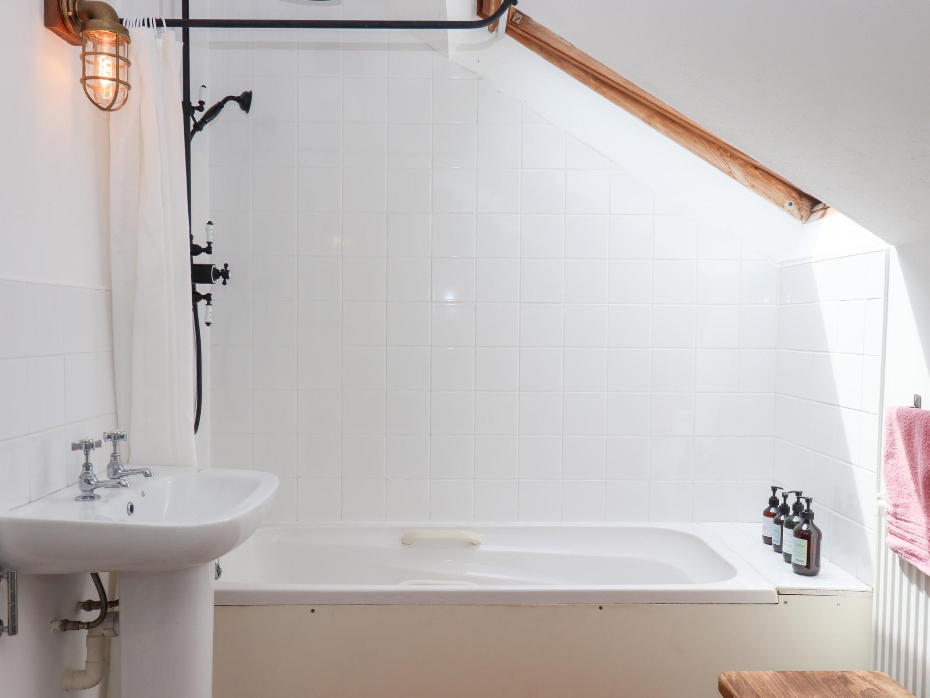 Sc 1753086516 1179242 21