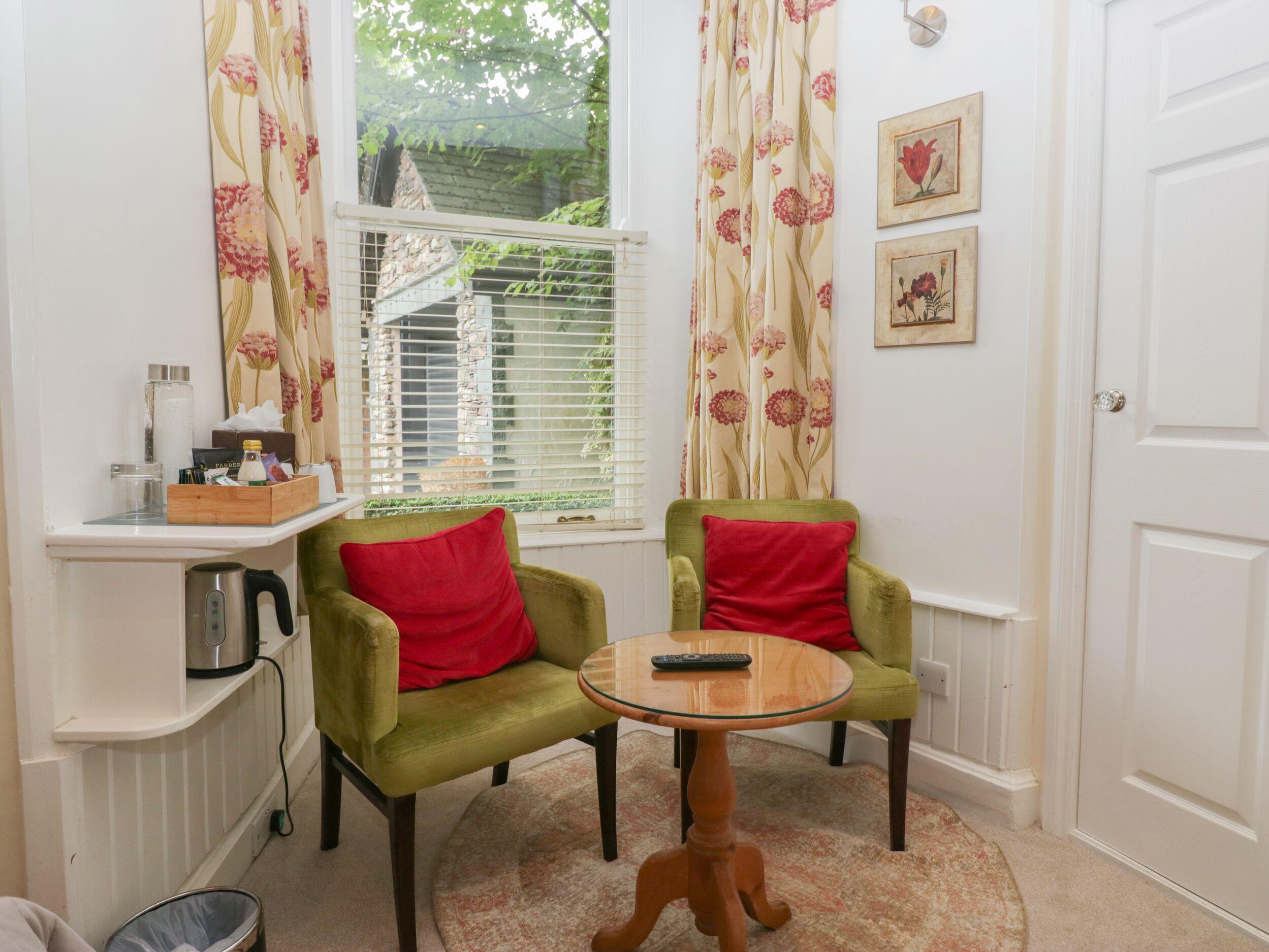 Sc 1753889938 1182118 11