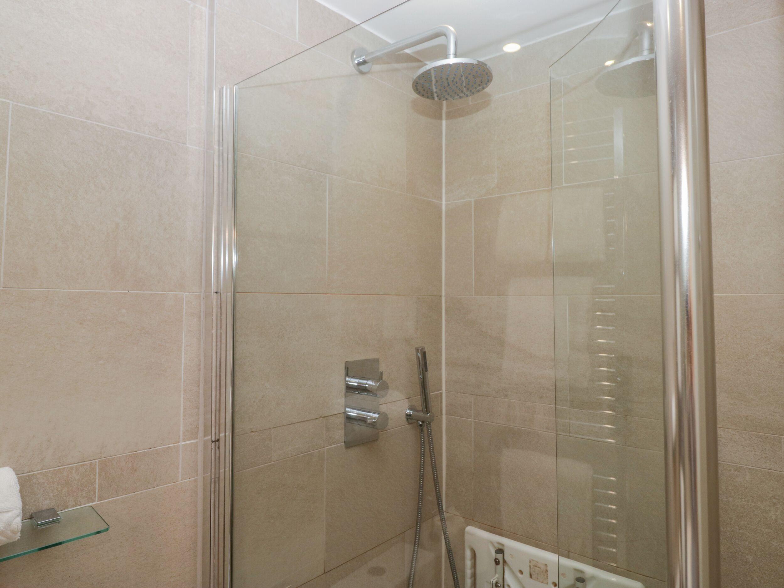 Sc 1753889964 1182118 16