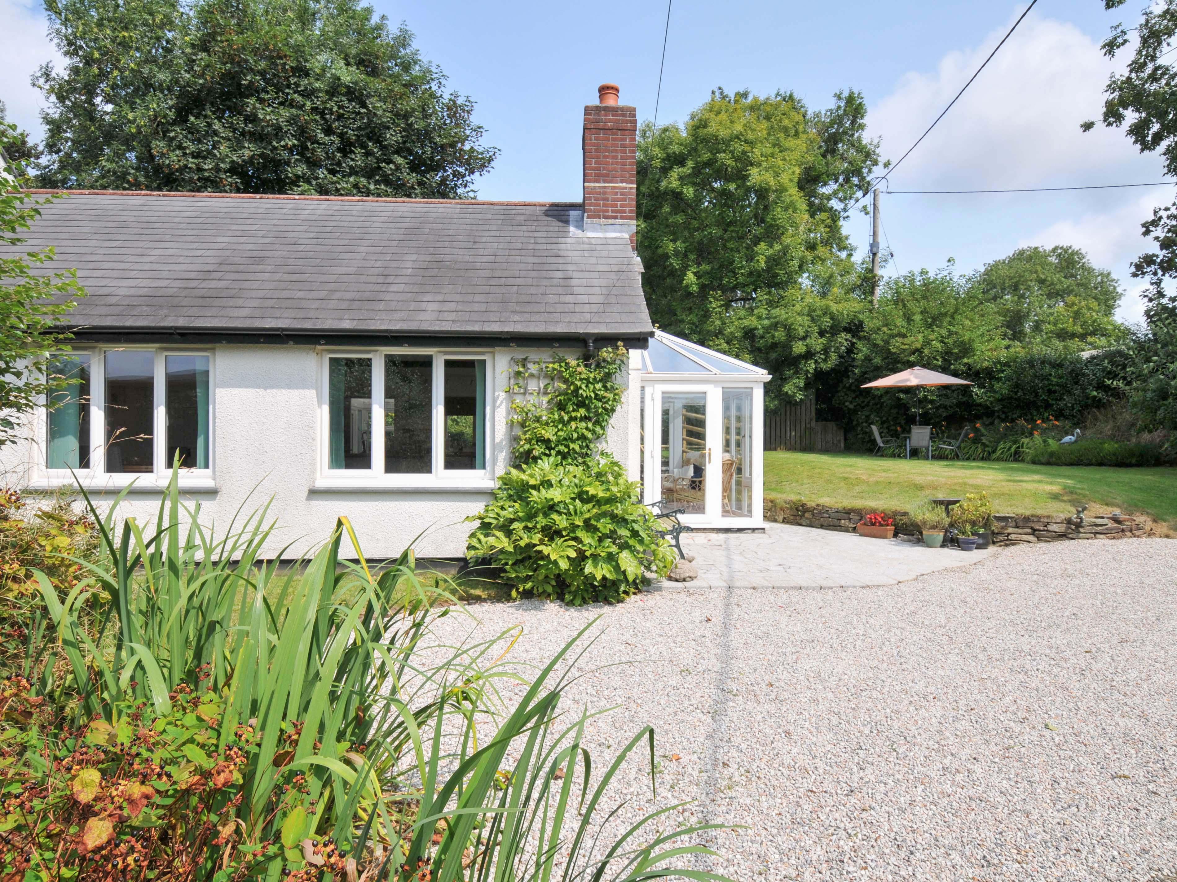 Holiday Cottage Reviews for Upper Court Cottage - Holiday Cottage in Bude, Cornwall Inc Scilly