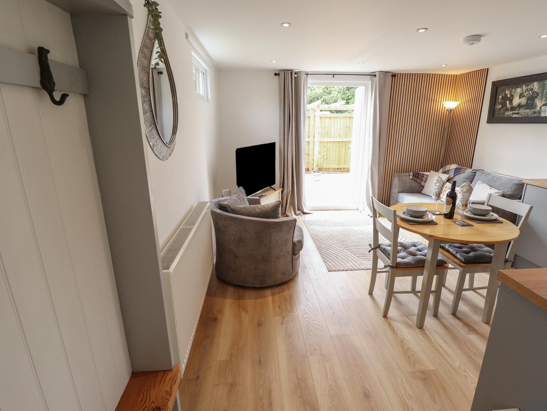 Sc 1754989948 1181885 7