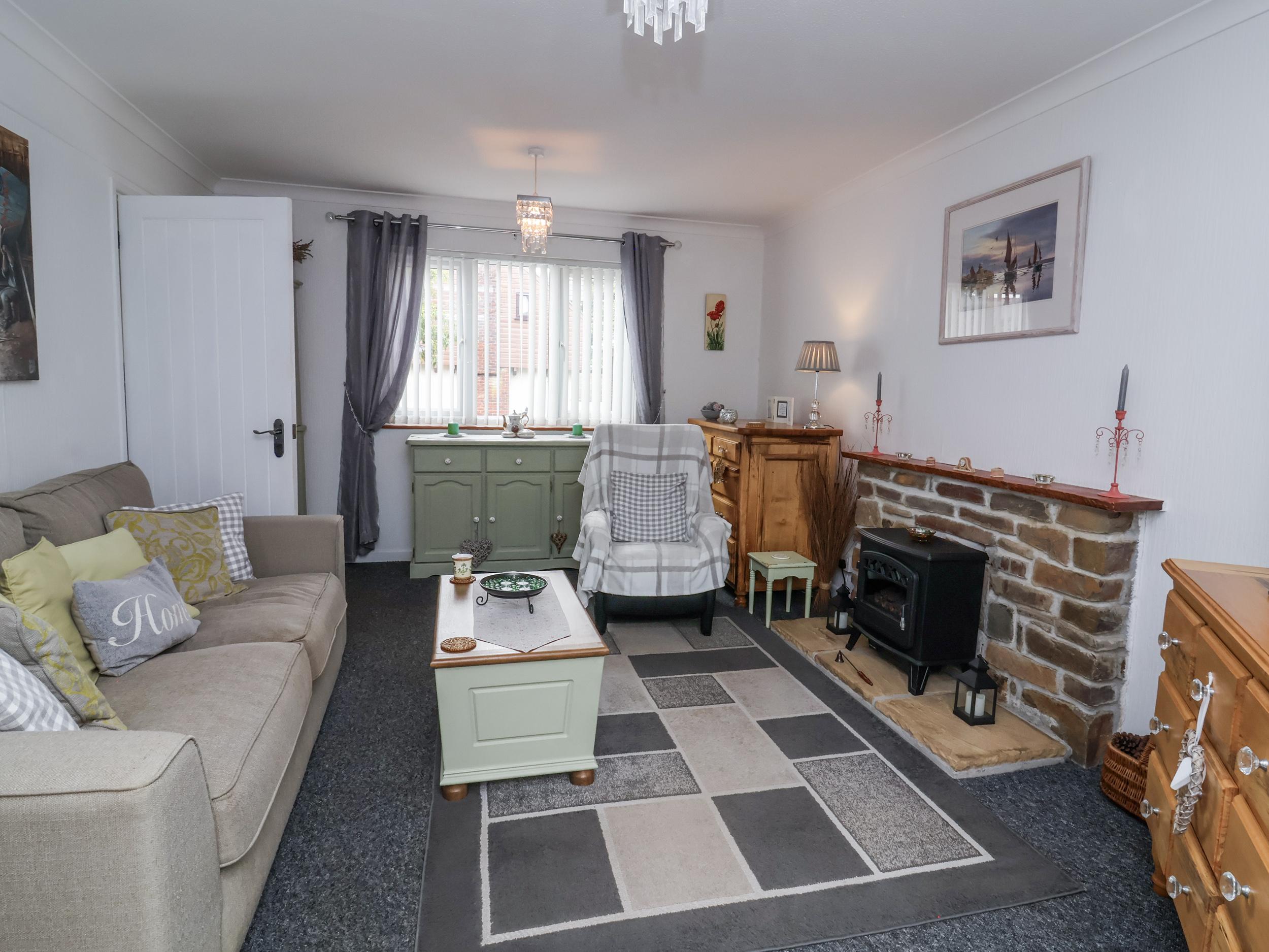 Sc 1755246959 1182837 3