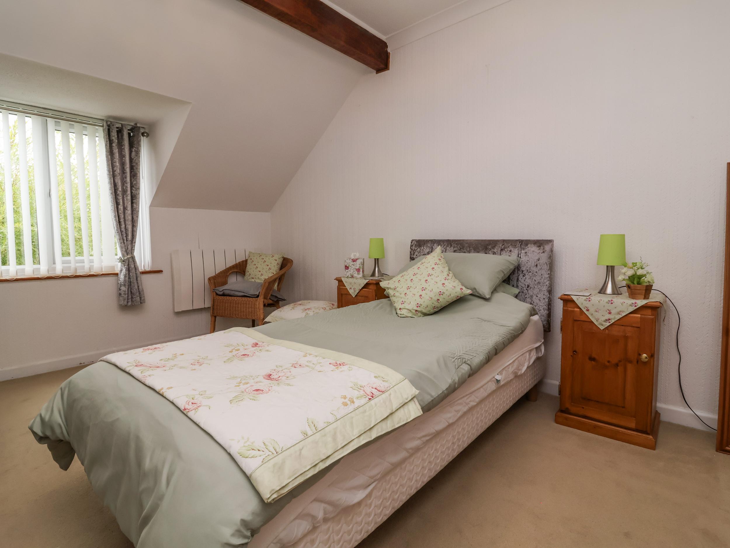 Sc 1755247148 1182837 21