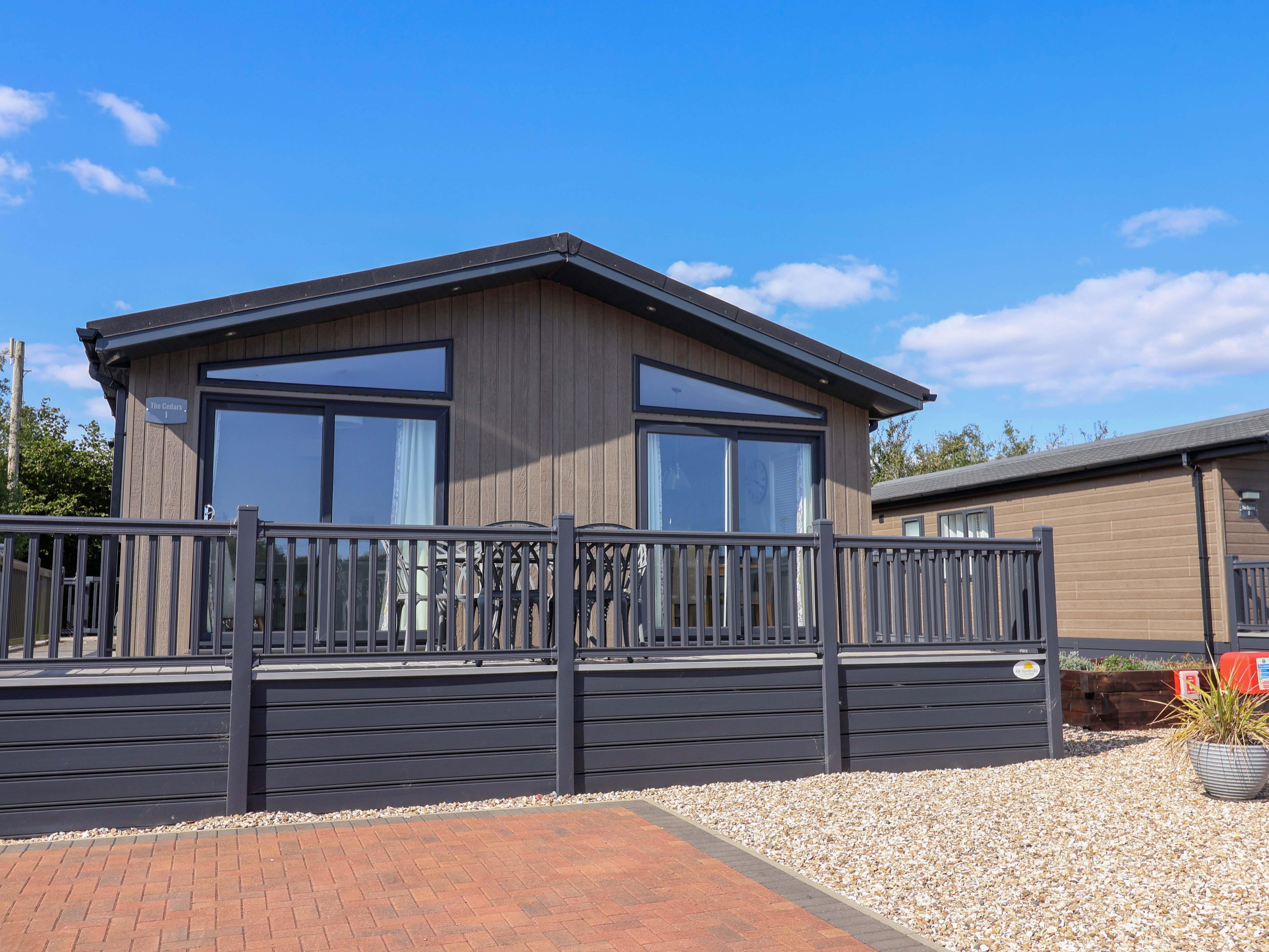 Holiday Cottage Reviews for Cedar 1 - Holiday Cottage in Lyme Regis, Dorset
