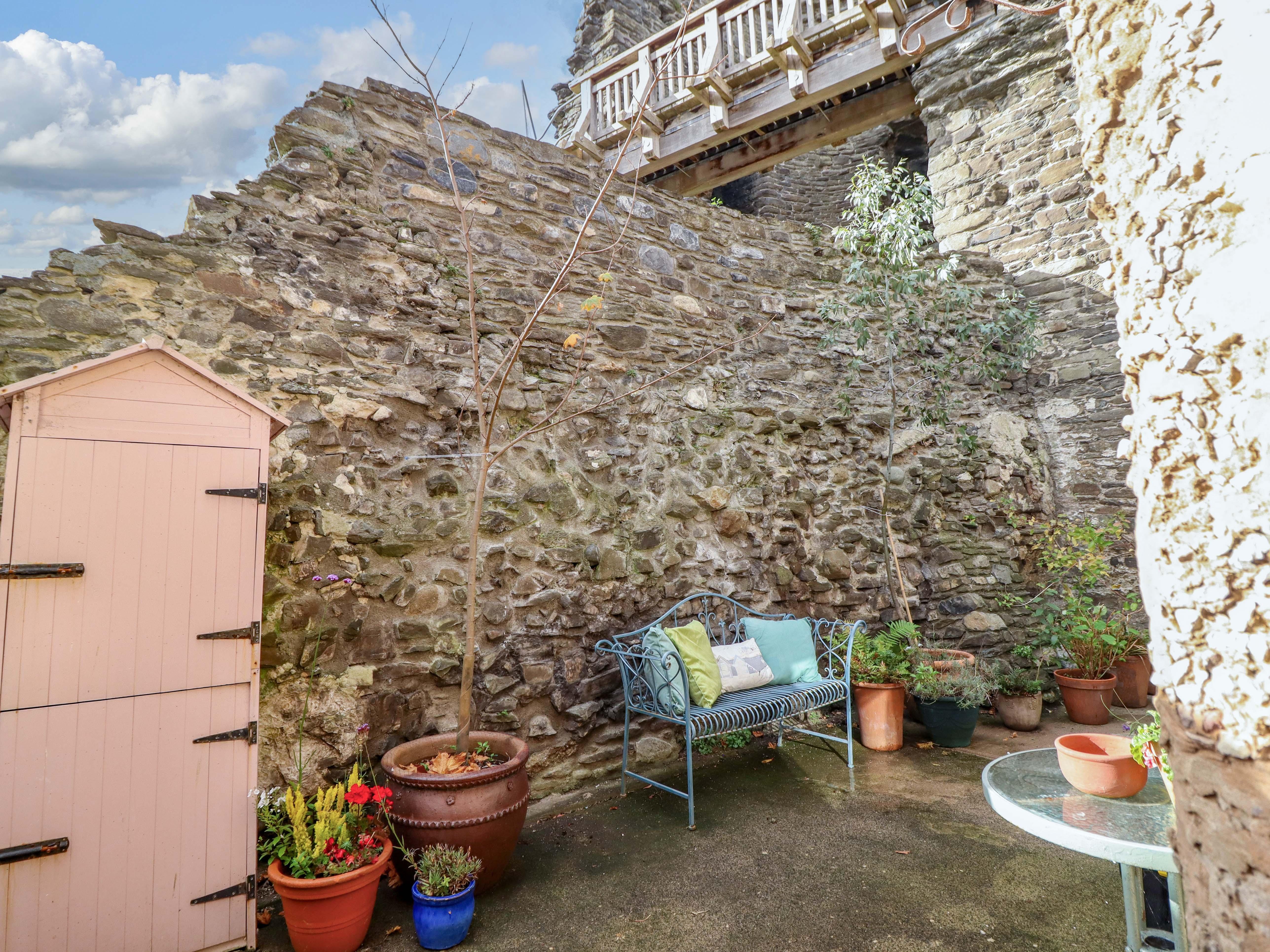 Holiday Cottage Reviews for Periwinkle Cottage - Holiday Cottage in Conwy, Conwy