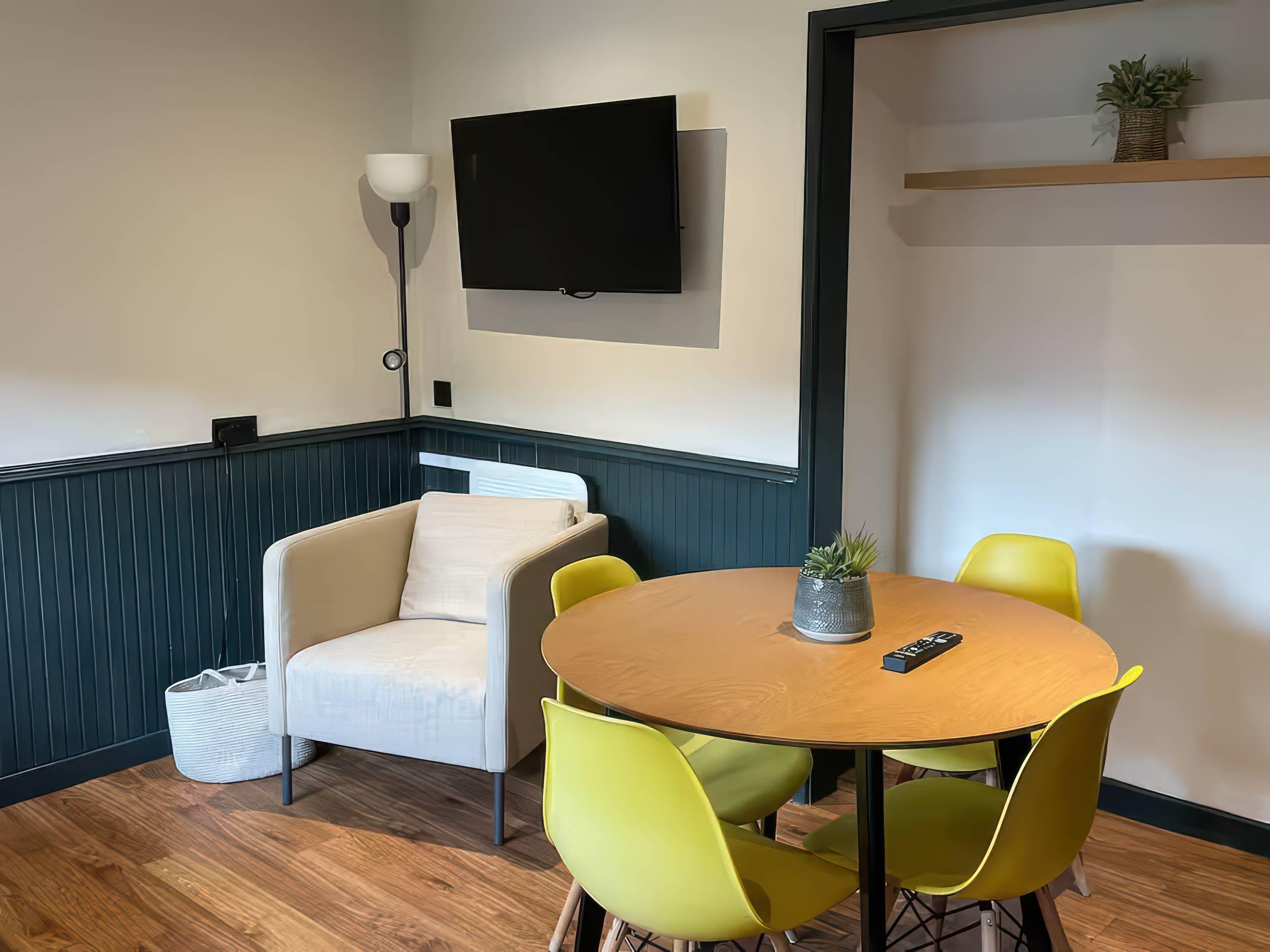 Holiday Cottage Reviews for Ash Cottages - Holiday Cottage in Llanrwst, Conwy