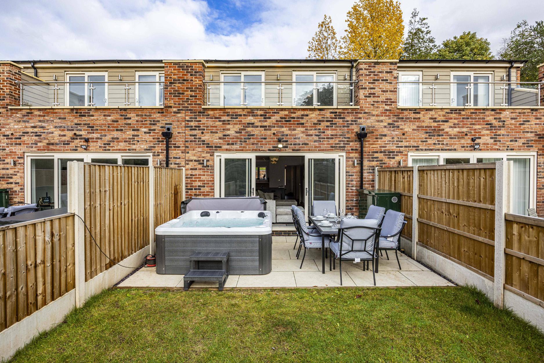 3 Riverside Mews, Derbyshire
