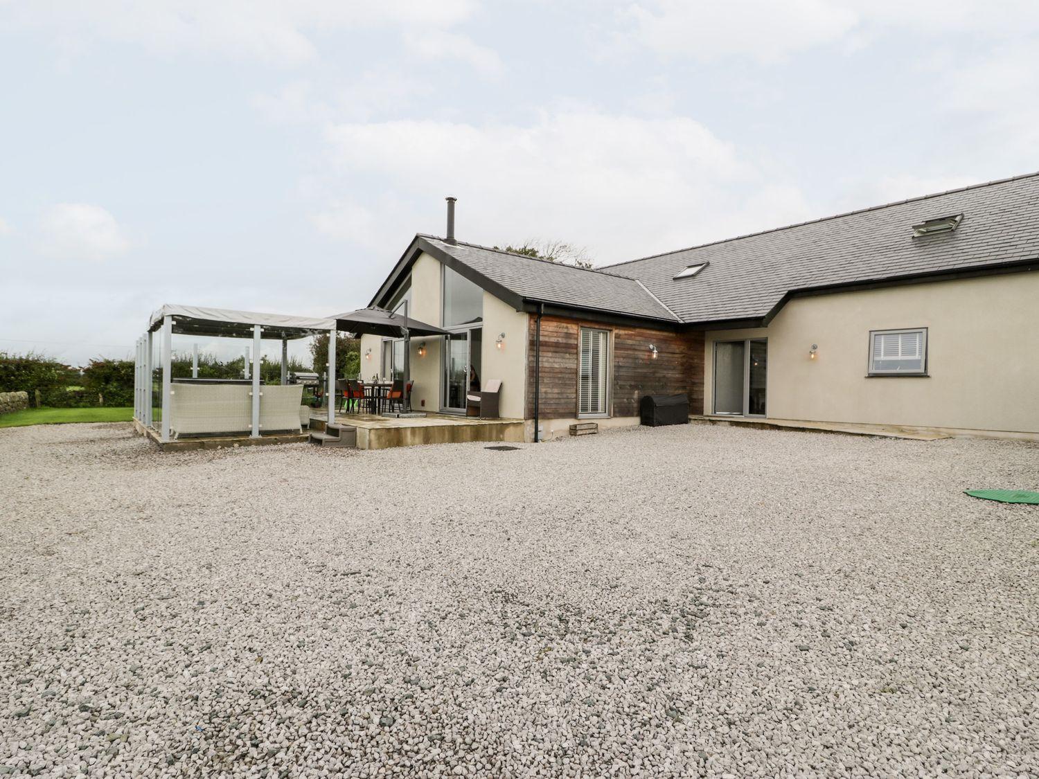 Holiday Cottage Reviews for Cae Sam - Holiday Cottage in Pentraeth, Isle of Anglesey