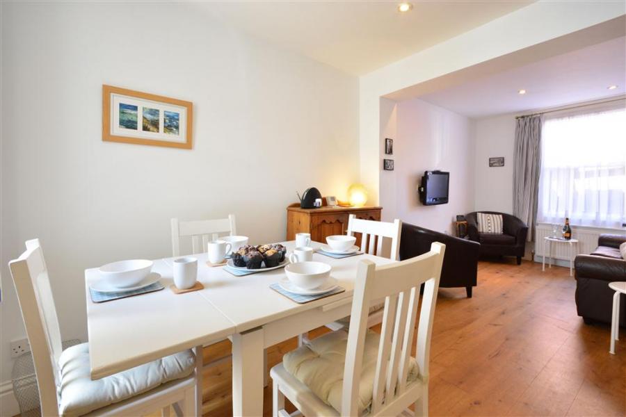 Seaholme Holiday Cottage Weymouth1