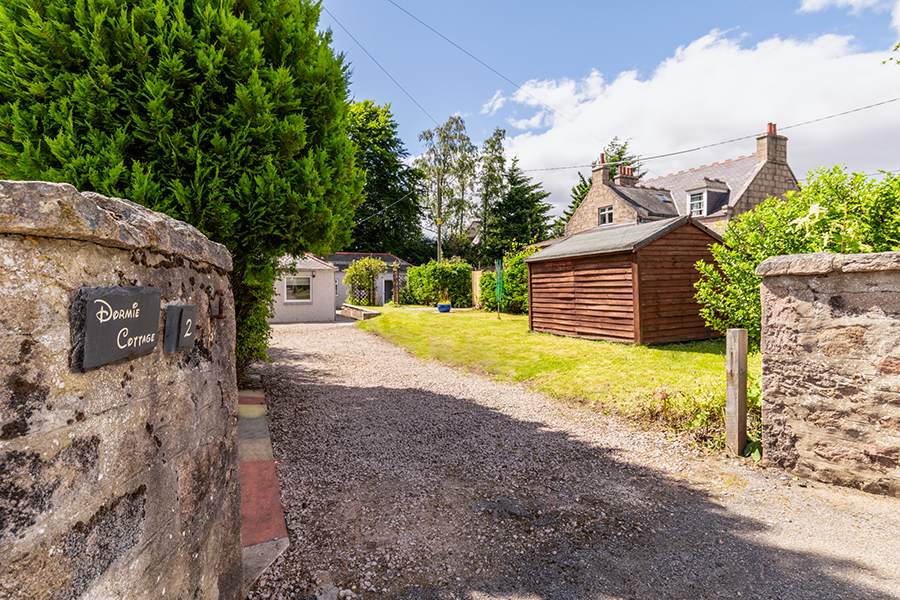 Holiday Cottage Reviews for Dormie Cottage - Holiday Cottage in Ballater, Aberdeenshire