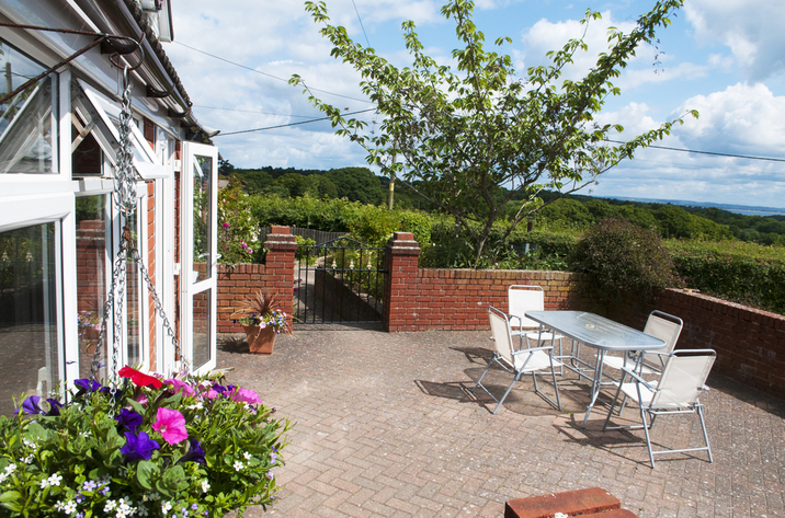 Holiday Cottage Reviews for Shiloh Cottage - Holiday Cottage in Wootton Bridge, Isle of Wight