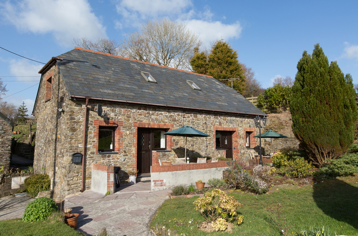 Holiday Cottage Reviews for Swallow Cottage - Holiday Cottage in Looe, Cornwall inc Scilly