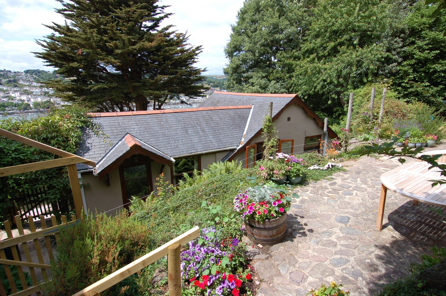 Tanglewood Holiday Cottage In Kingswear8