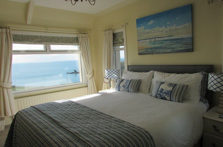 The Crag House Lbay Double Bedroom