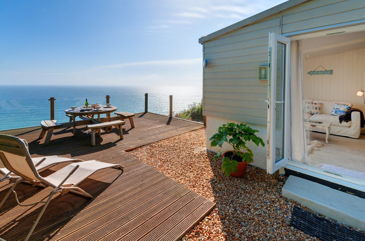 The Dell Holiday Cottage In Whitsand Bay7