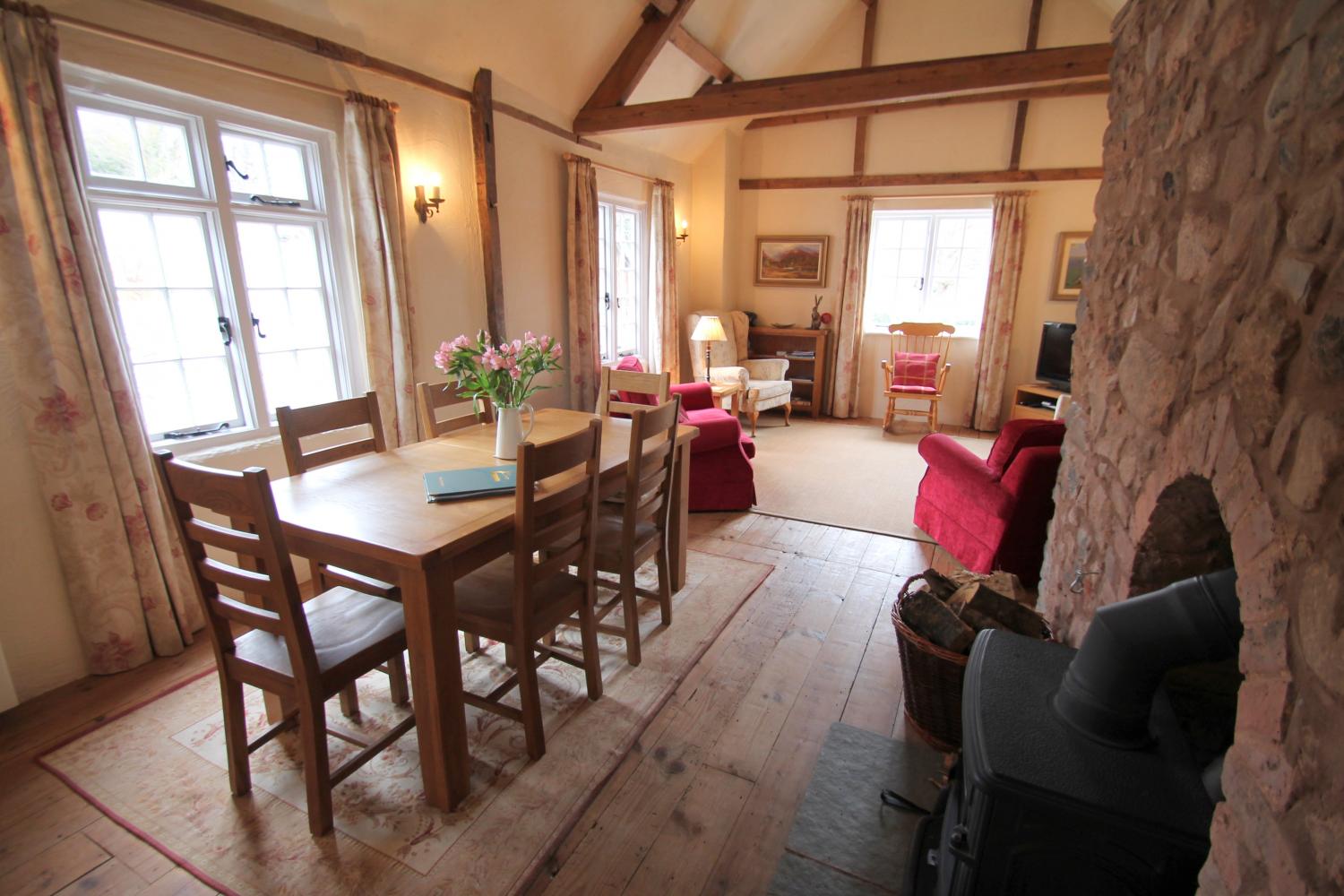 The Hideaway Holiday Cottage Dunster13