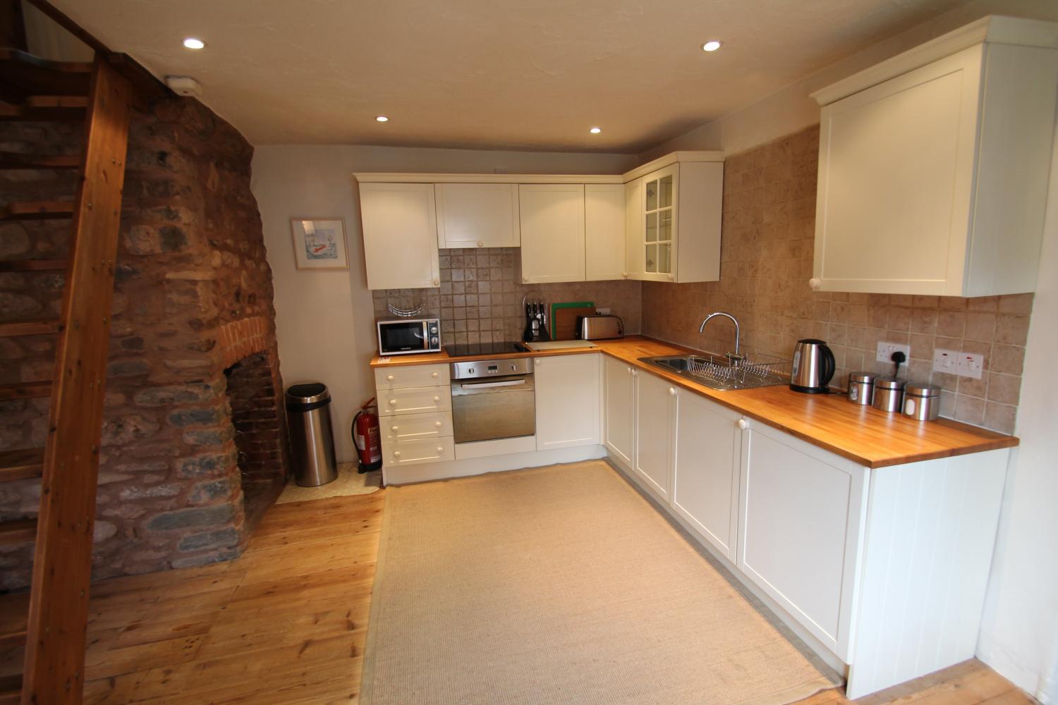 The Hideaway Holiday Cottage Dunster7