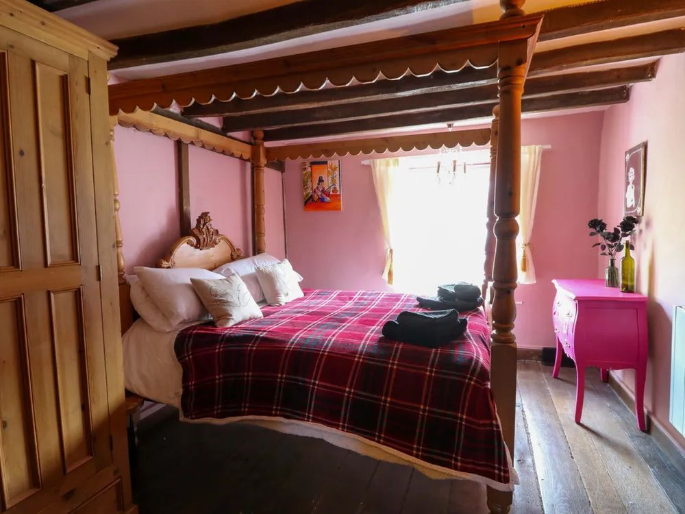 The Little Laura Ashley House Powys10