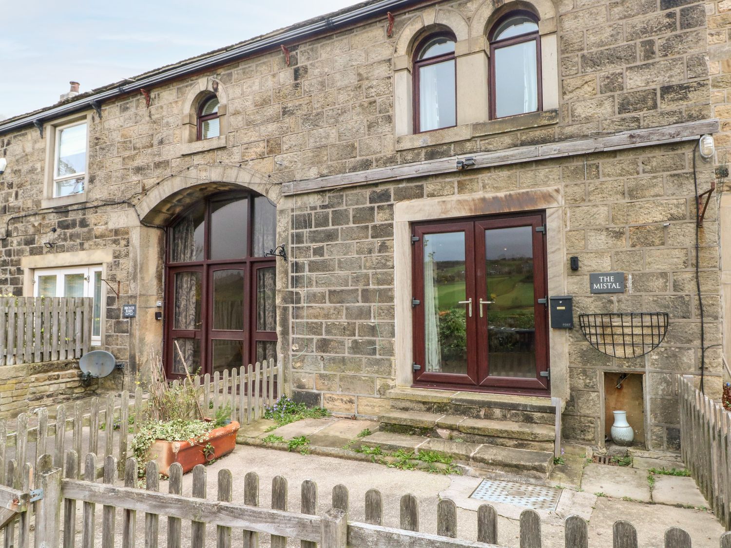 Holiday Cottage Reviews for The Mistal - Holiday Cottage in Bradford, West Yorkshire