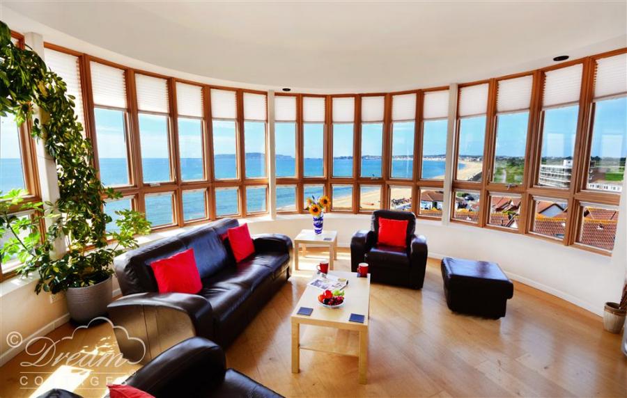 Holiday Cottage Reviews for The Sea Tower - Self Catering Property in Weymouth, Dorset
