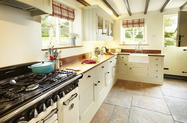 The White House Little Weighton Country Cottage Kitchen