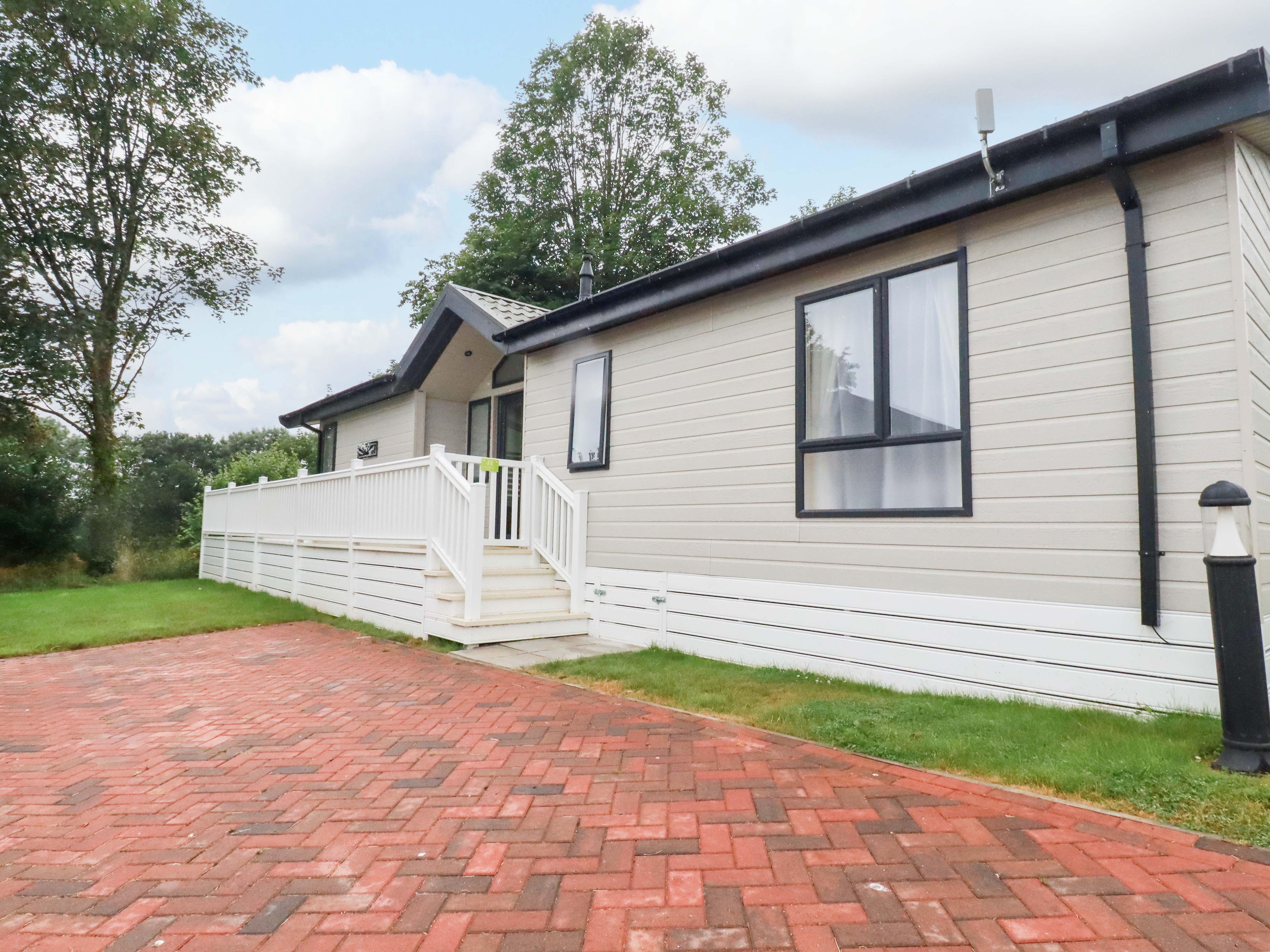 Holiday Cottage Reviews for The Maples 44 - Holiday Cottage in St Austell, Cornwall Inc Scilly